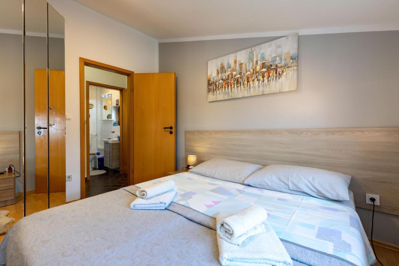 Apartments Kristina Rovinj Exterior foto