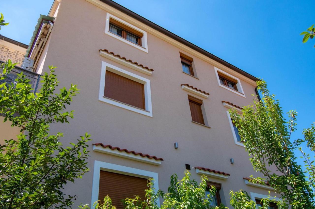 Apartments Kristina Rovinj Exterior foto