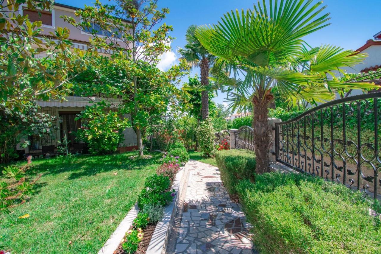 Apartments Kristina Rovinj Exterior foto